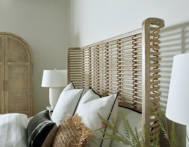 Hooker® Furniture Surfrider Driftwood King Panel Bed-2