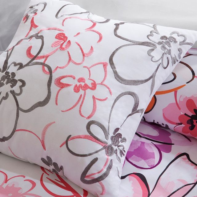 Olliix by Intelligent Design Olivia Pink Full/Queen Comforter Set-4