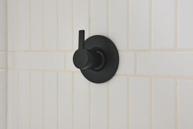 Peerless Flute™ Matte Black In-wall Diverter Trim-1