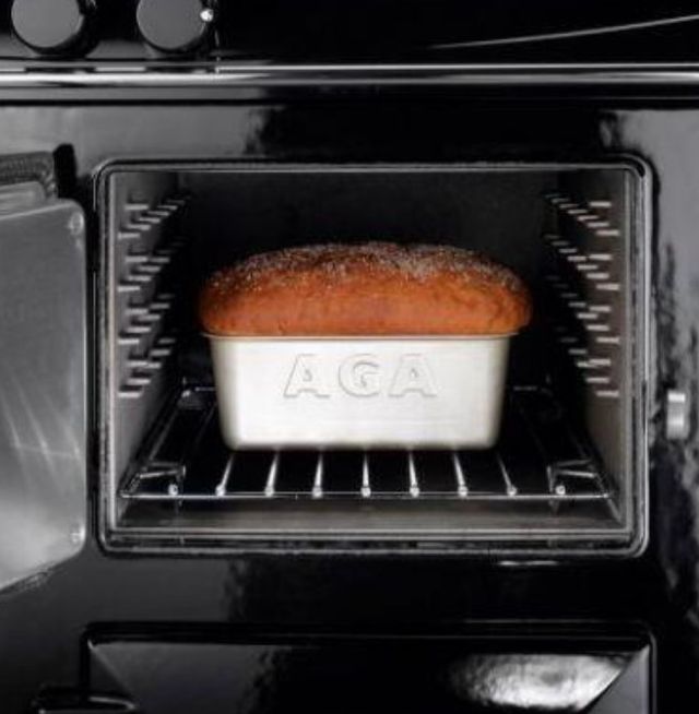 AGA™ eR7 150 60" Cream Pro Style Electric Range-3
