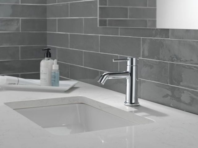 Peerless Precept® Chrome Single Top Handle Lavatory Faucet-1
