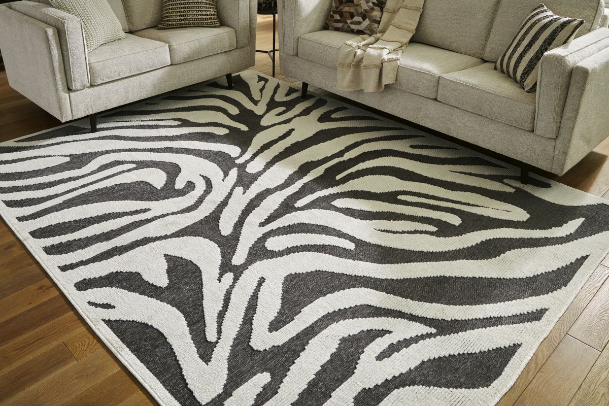 Thomwith Area Rug - 8'x10' Thomwith Area Rug - 8'x10'