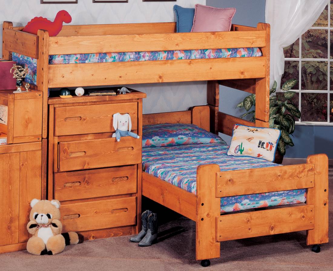Trendwood Bunkhouse Fort Apache Cinnamon Twin/Twin Loft Bed