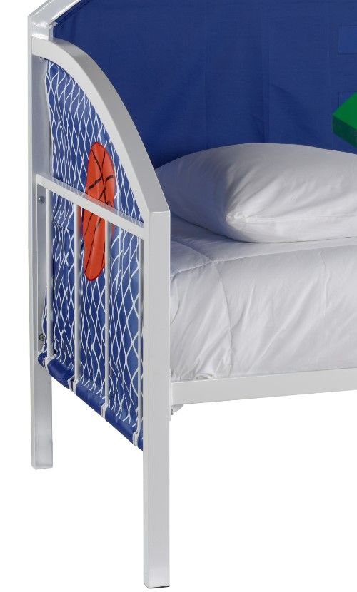 Powell® Big White Daybed-1