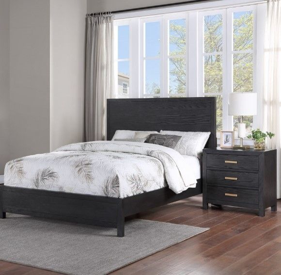 Winners Only® Fresno Charcoal Queen Panel Bed-1