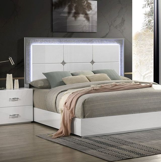 Furniture of America® Stoholm White King Panel Bed-0