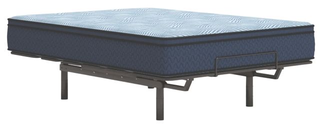 Sierra Sleep® By Ashley® Peak 2.0 Hybrid 12" Medium Tight Top Queen Mattress in a Box-3