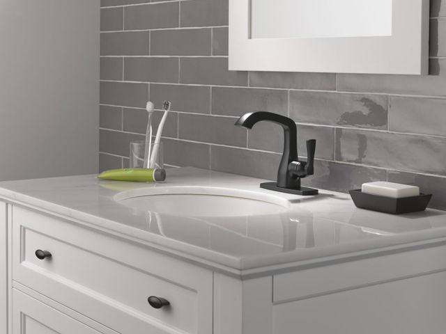 Delta Stryke® Matte Black Single Lever Handle Bathroom Faucet-3