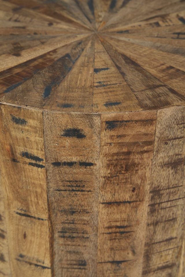 Signature Design by Ashley® Reymore Brown Accent Table-2
