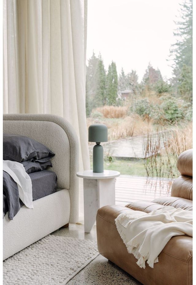 Moe's Home Collection Echo Green Lamp-4