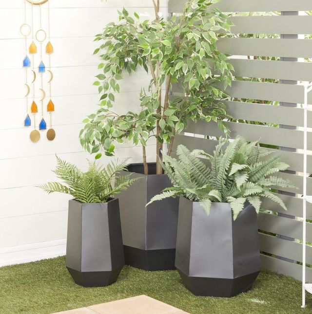 Deco Marche CosmoLiving by Cosmopolitan 3-Piece Gray Indoor Outdoor Planter-4