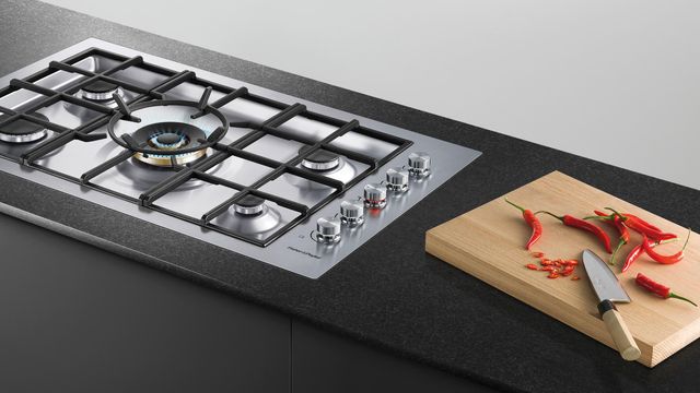 Fisher & Paykel Series 9 36" Stainless Steel Natural Gas Cooktop-3