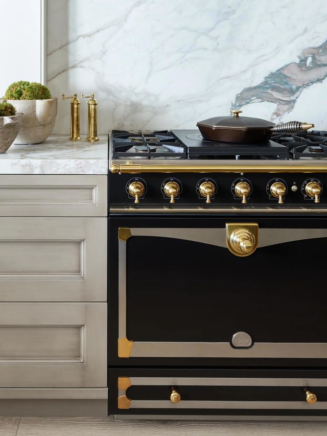 La Cornue CornuFe 90 36" Gloss Black Pro Style Dual Fuel Range-4