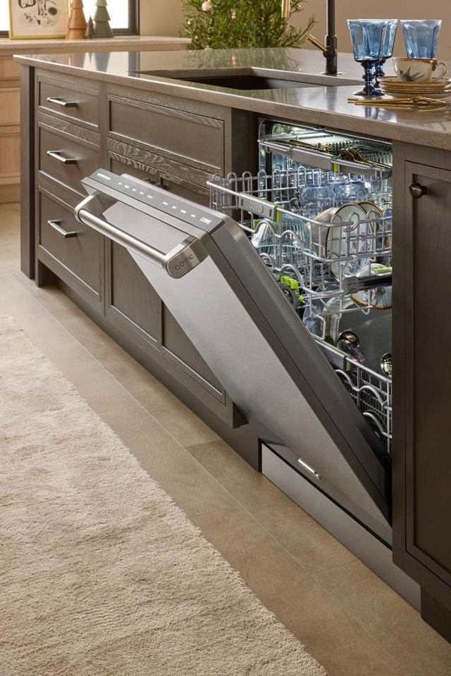Panel Ready vs Standard Stainless vs Fully Integrated Dishwashers Panel Ready vs Standard Stainless vs Fully Integrated Dishwashers