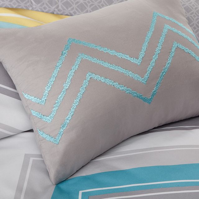 Olliix by Intelligent Design Elise Blue Full/Queen Comforter Set-4