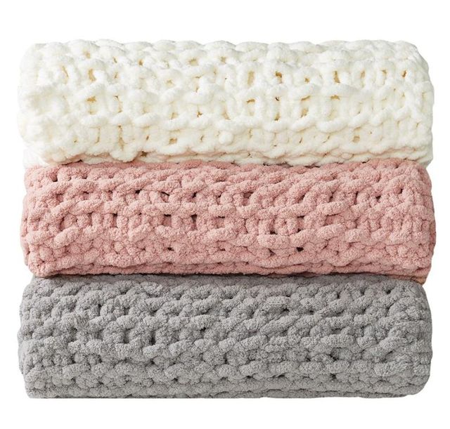 Olliix by Madison Park Chenille Chunky Knit Blush Throw-4