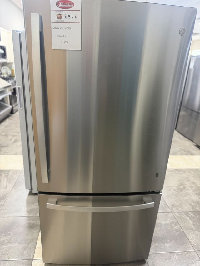 GE® 33" 24.8 Cu. Ft. Fingerprint Resistant Stainless Steel Bottom Freezer Refrigerator-0