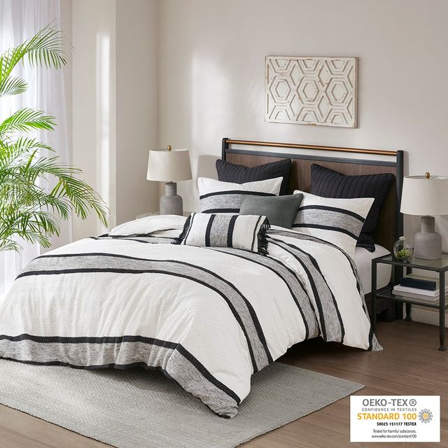 Olliix by INK+IVY Cole 3 Piece Cotton Jacquard Black and White Full/Queen Comforter Set-0