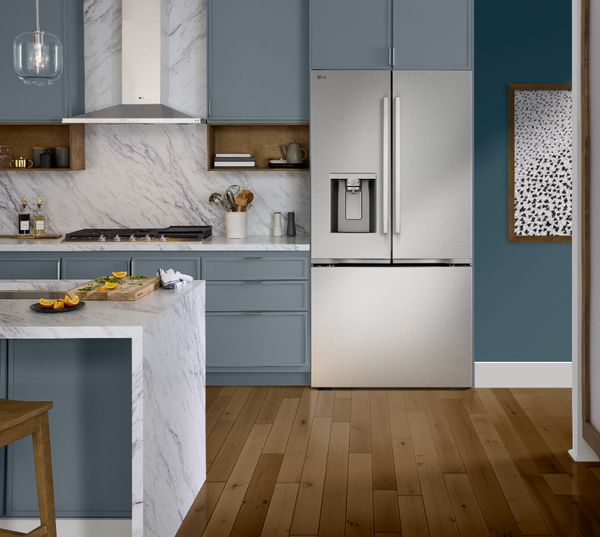 LG 36 in. 23.7 Cu. Ft. PrintProof Stainless Steel Counter Depth MAX with Zero Clearance™ French Door Refrigerator