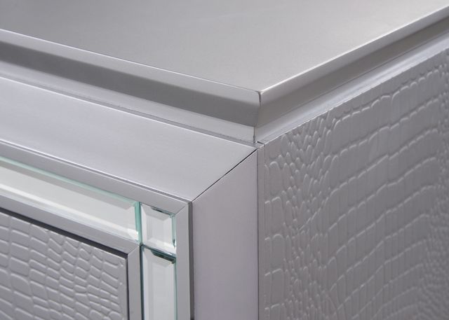 Crown Mark Lillian Gray Chest-3