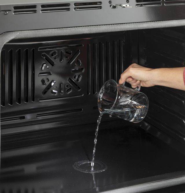 GE® 27" White Electric Built In Single Oven-4