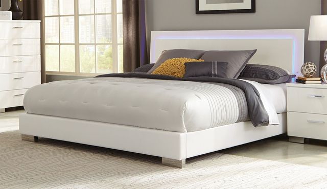 Coaster® Felicity 4-Piece Glossy White California King Low Profile Bedroom Set-1