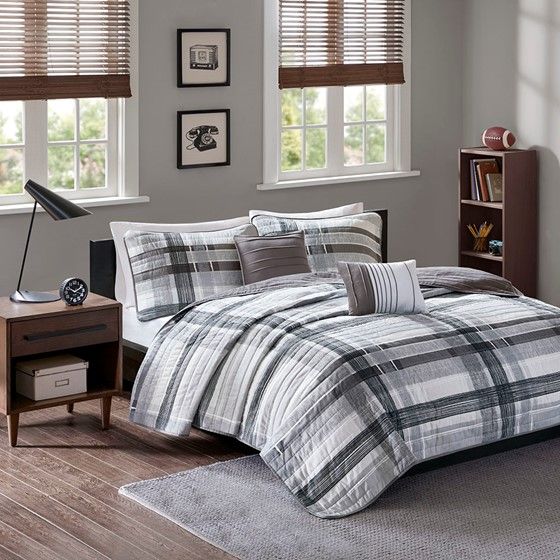 Olliix by Intelligent Design Rudy Black Twin/Twin Extra Large Plaid Reversible Coverlet Set-0