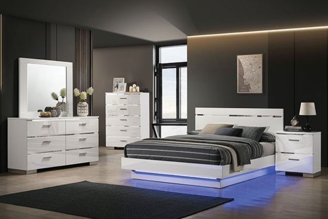 Furniture of America® Erlach Chrome/White Queen Panel Bed-3