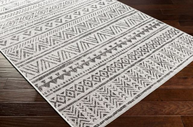 Surya Eagean Black 4'x6' Area Rug-4