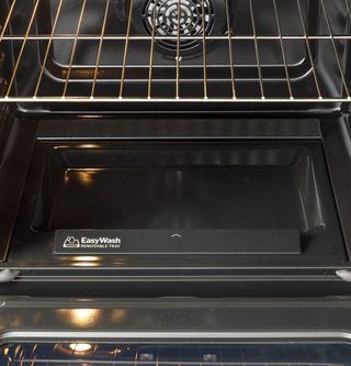 GE® 30'' Stainless Steel Freestanding Electric Range
