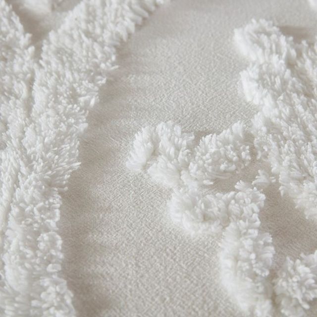 Olliix by Madison Park White Full/Queen Viola 3 Piece Tufted Cotton Chenille Damask Duvet Cover Set-4