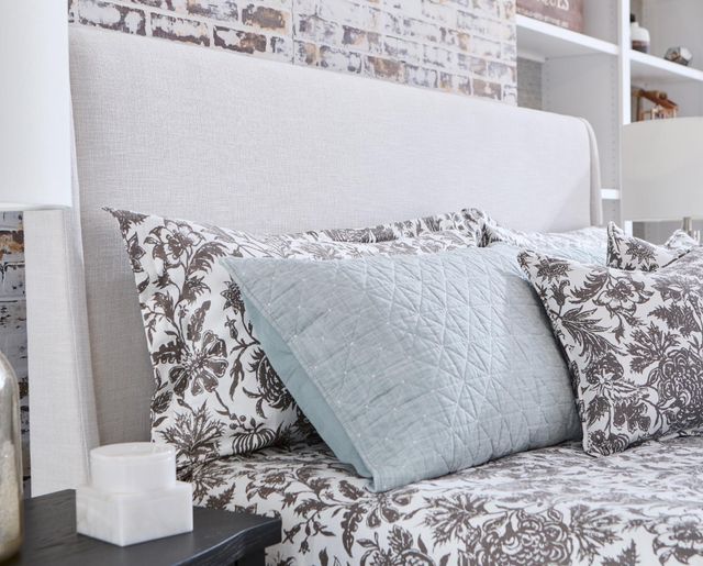 Legacy Classic Today's Traditions Natural Hickory/Porcelain California King Upholstered Panel Bed-3