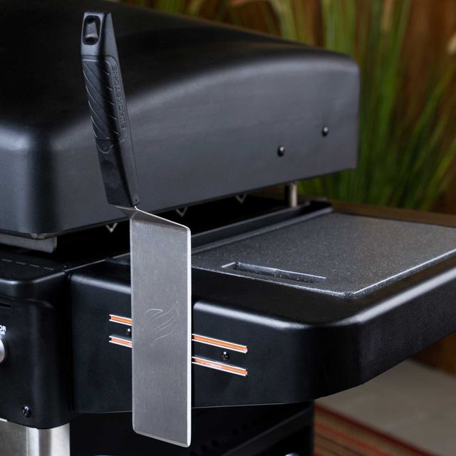 Blackstone® 4-Burner Black Freestanding Liquid Propane Grill-4
