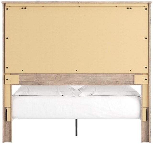 Signature Design by Ashley® Senniberg Light Brown Queen Panel Bed-3