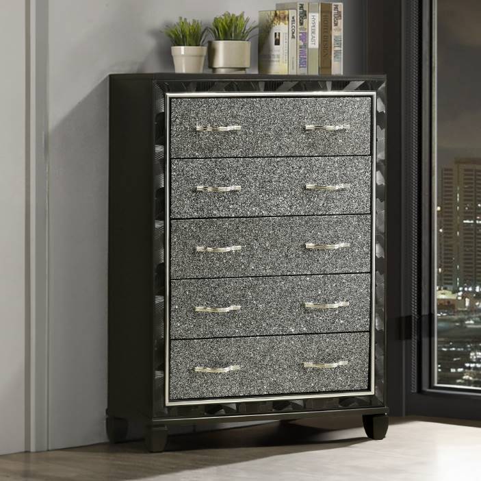 New Classic Home Furnishings Radiance Black Pearl Chest - Thumbnail 4