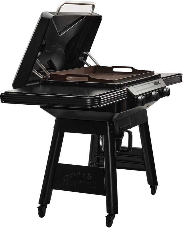 Traeger® Flatrock™ 3-Burner Black Freestanding Liquid Propane Grill-2
