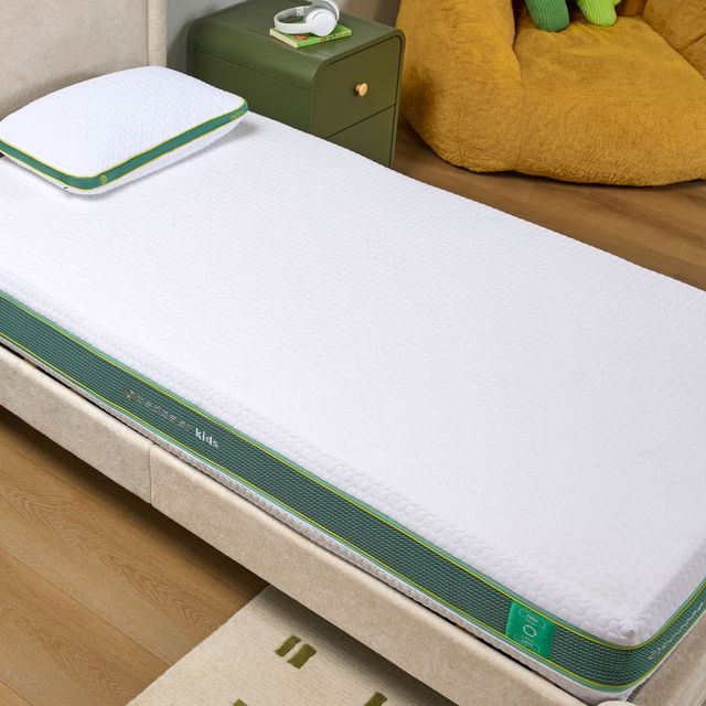 BEDGEAR® X1 Kids Performance® 8" Foam Firm/Soft Tight Top Double-Sided Twin Mattress-1