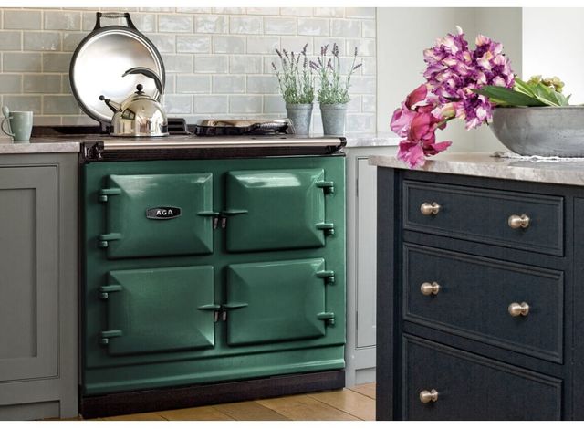 AGA™ eR7 Classic Cast Iron 39" British Racing Green Pro Style Electric Range-2
