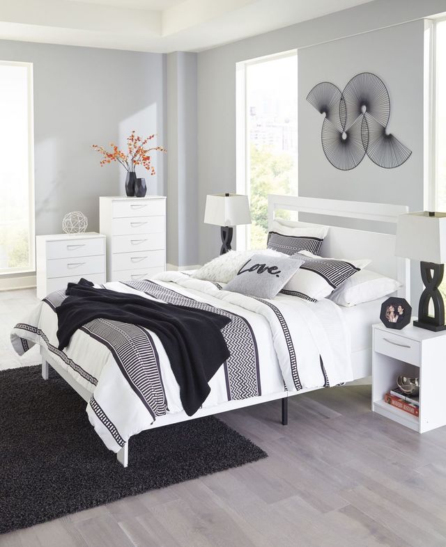 Signature Design by Ashley® Flannia White Full Panel Platform Bed-3
