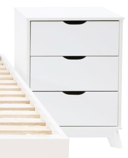 Powell® Portix 4-Piece White King Simple Bedroom Set-3