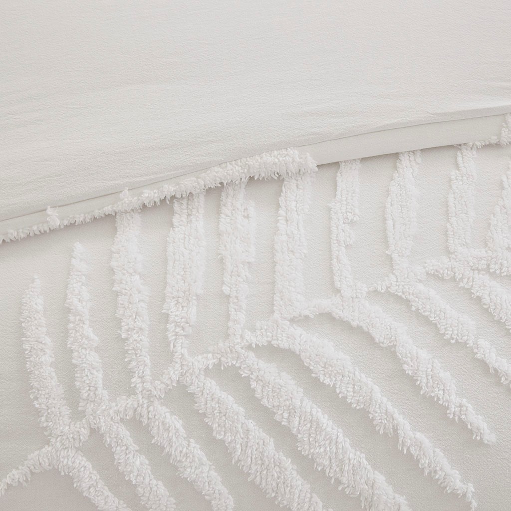 Madison Park Bahari Tufted Cotton Chenille Palm Comforter - Thumbnail 5
