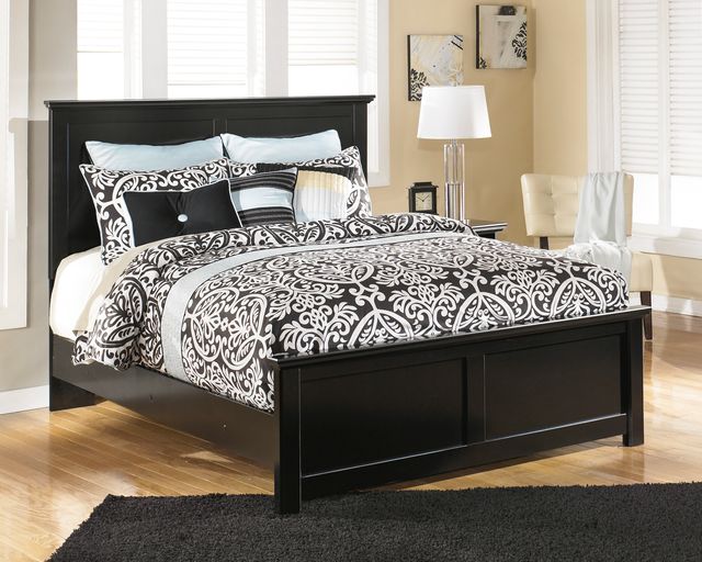 Signature Design by Ashley® Maribel Black Queen Panel Bed-1