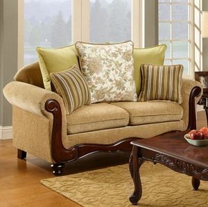 Click to view more images of the product.