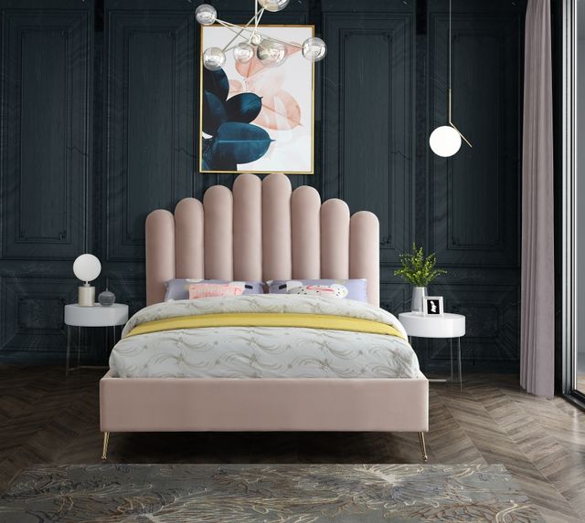 Meridian Furniture Lily Pink Queen Bed-2