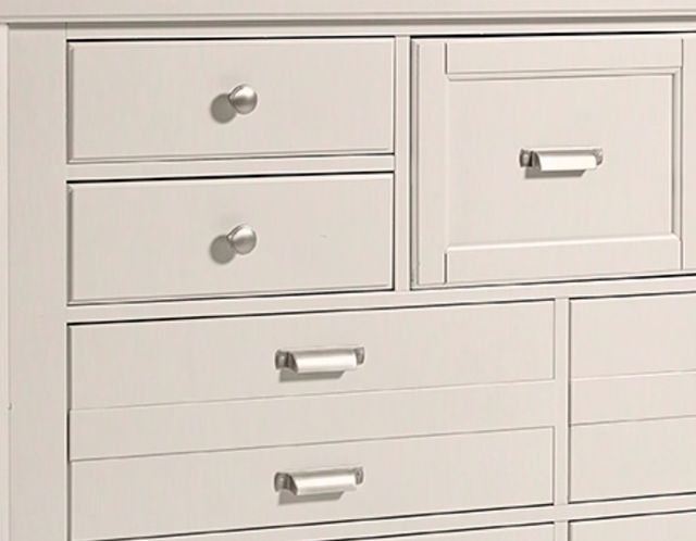 LM Co Home By Vaughan-Bassett Bungalow Home by Ben & Erin Napier Lattice 9-Drawer Master Dresser-3