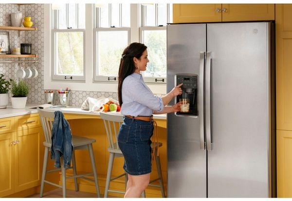 GE 36 in. 25.3 Cu. Ft. Fingerprint Resistant Stainless Steel Side by Side Refrigerator