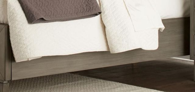 Riverside Furniture Vogue Queen Upholstered Bed-3