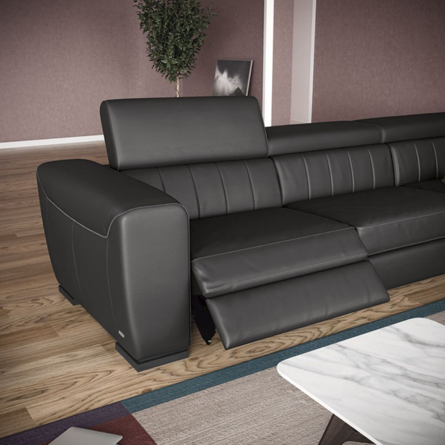 Natuzzi Editions Forza 4-Piece Reclining Sectional-2