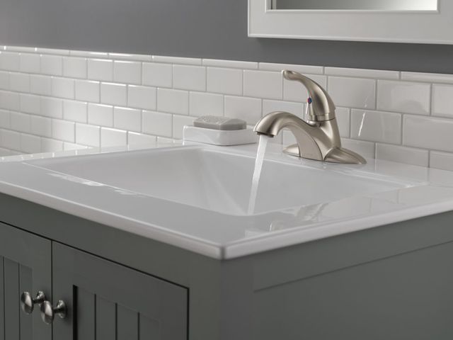 Delta Classic Stainless Single Handle Bathroom Faucet with Plastic Drain, 1.2 GPM-2