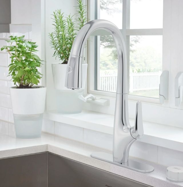 American Standard Saybrook® Polished Chrome Single-Handle Pull-Down Dual Spray Kitchen Faucet-1